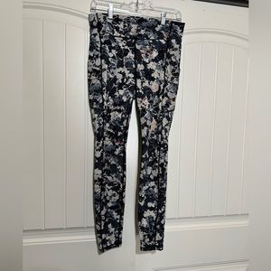Lululemon Speed Up Tight *Full-On Luxtreme 28